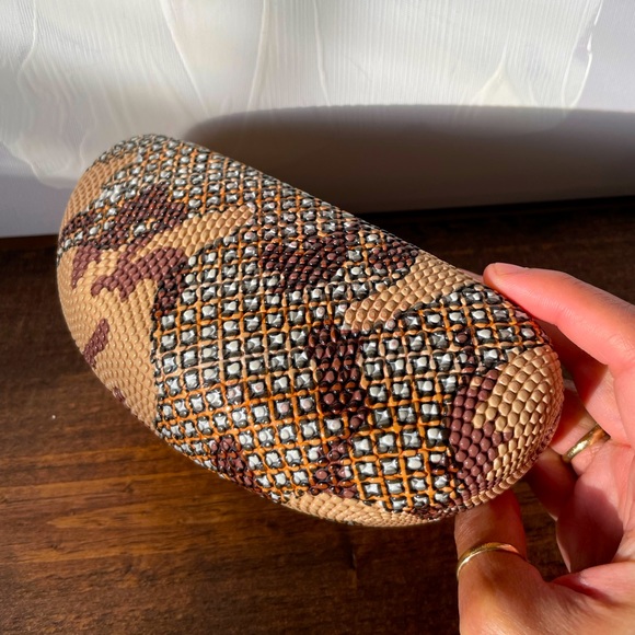 💵3/$20 Snake Print Sunglasses Case Unbranded High Quality - Picture 4 of 5